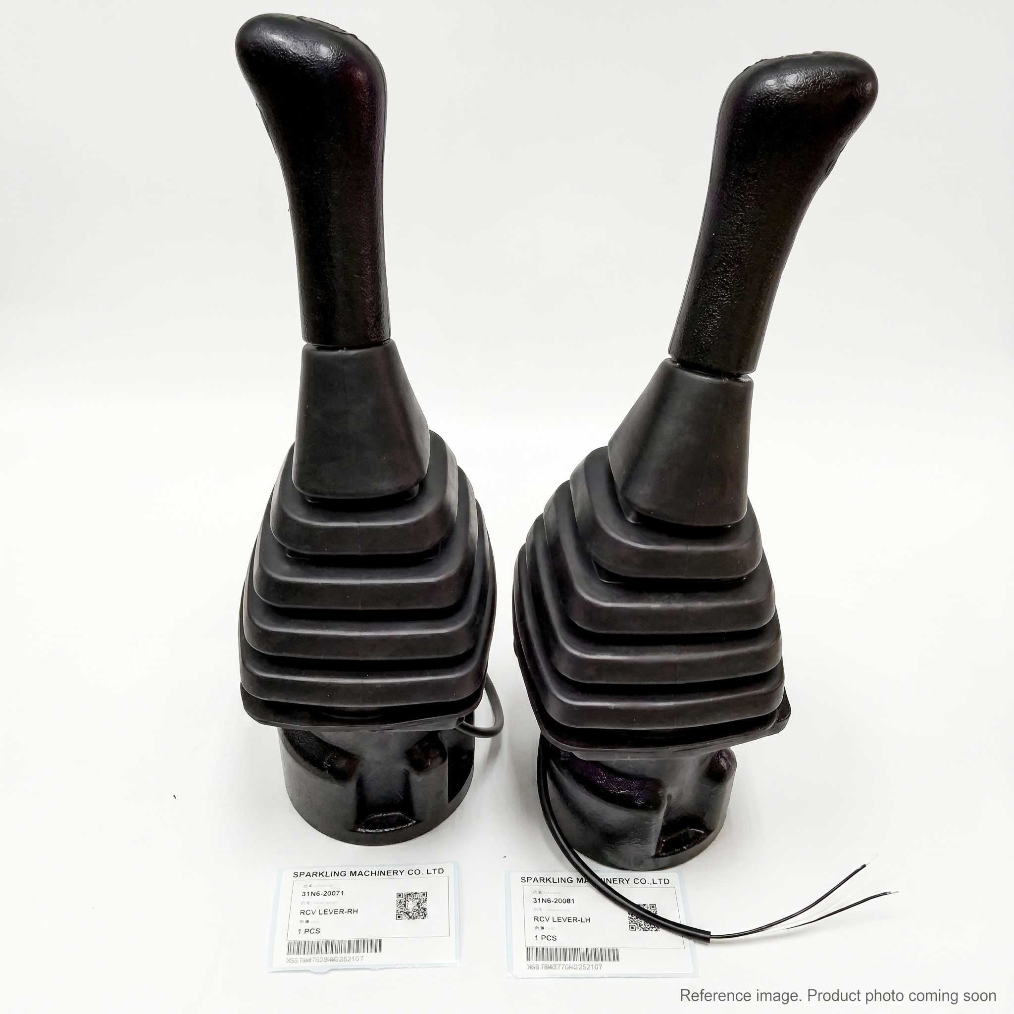 Hyundai 31EM20050 RCV Lever Assembly alternate angle product photo | stocked in BC, ships Canada-wide
