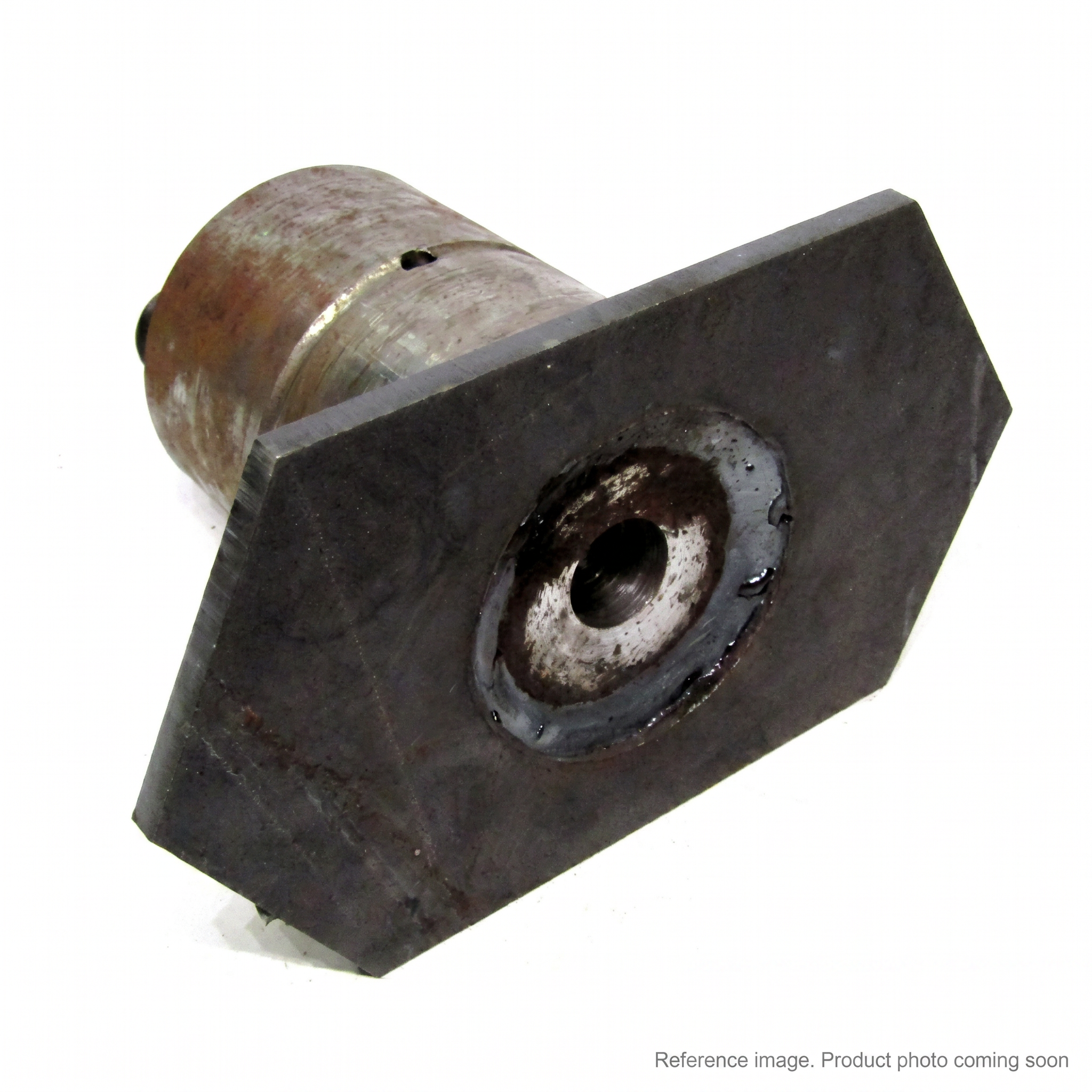 Hyundai 41LG10210 Center Pivot Pin Plate three-quarter angle product photo | stocked in BC, ships Canada-wide