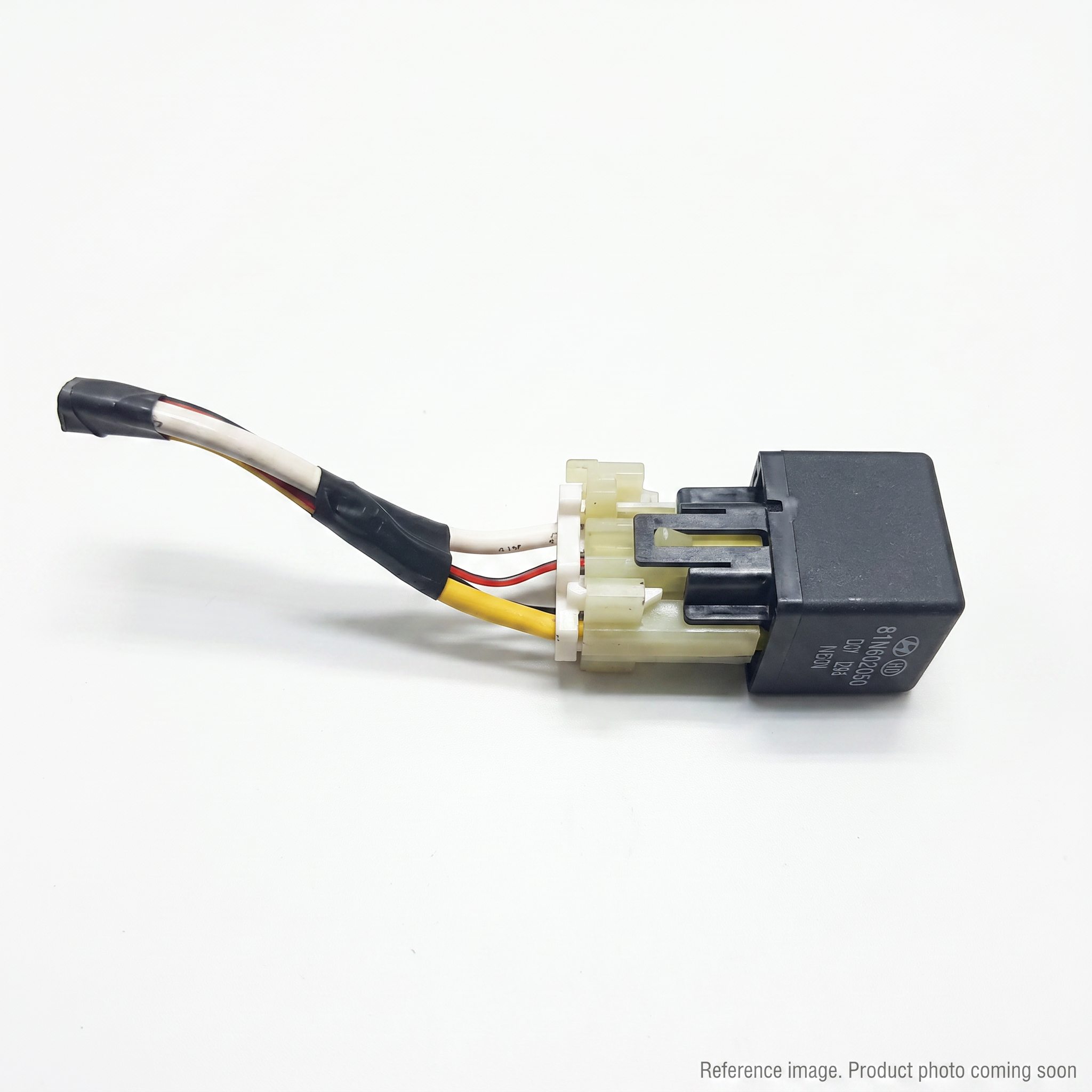 Hyundai 81N602050 Relay alternate angle product photo | stocked in BC, ships Canada-wide