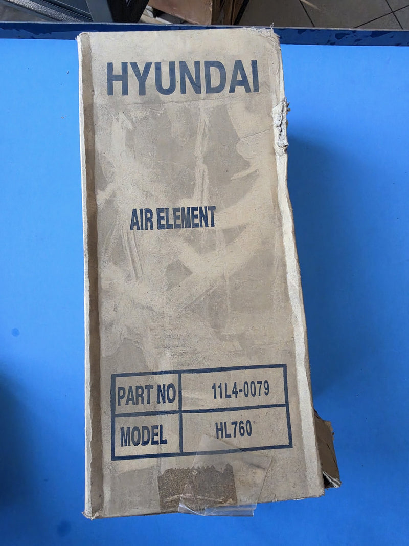 Hyundai 11L4-0079 air element in the printed Hyundai carton marked model HL760