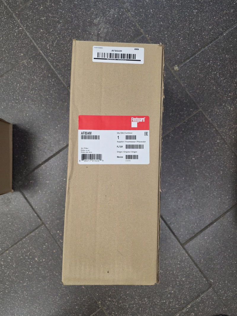 Genuine Fleetguard AF804M air filter in the original Fleetguard box, quantity one, origin Mexico, marked 23292