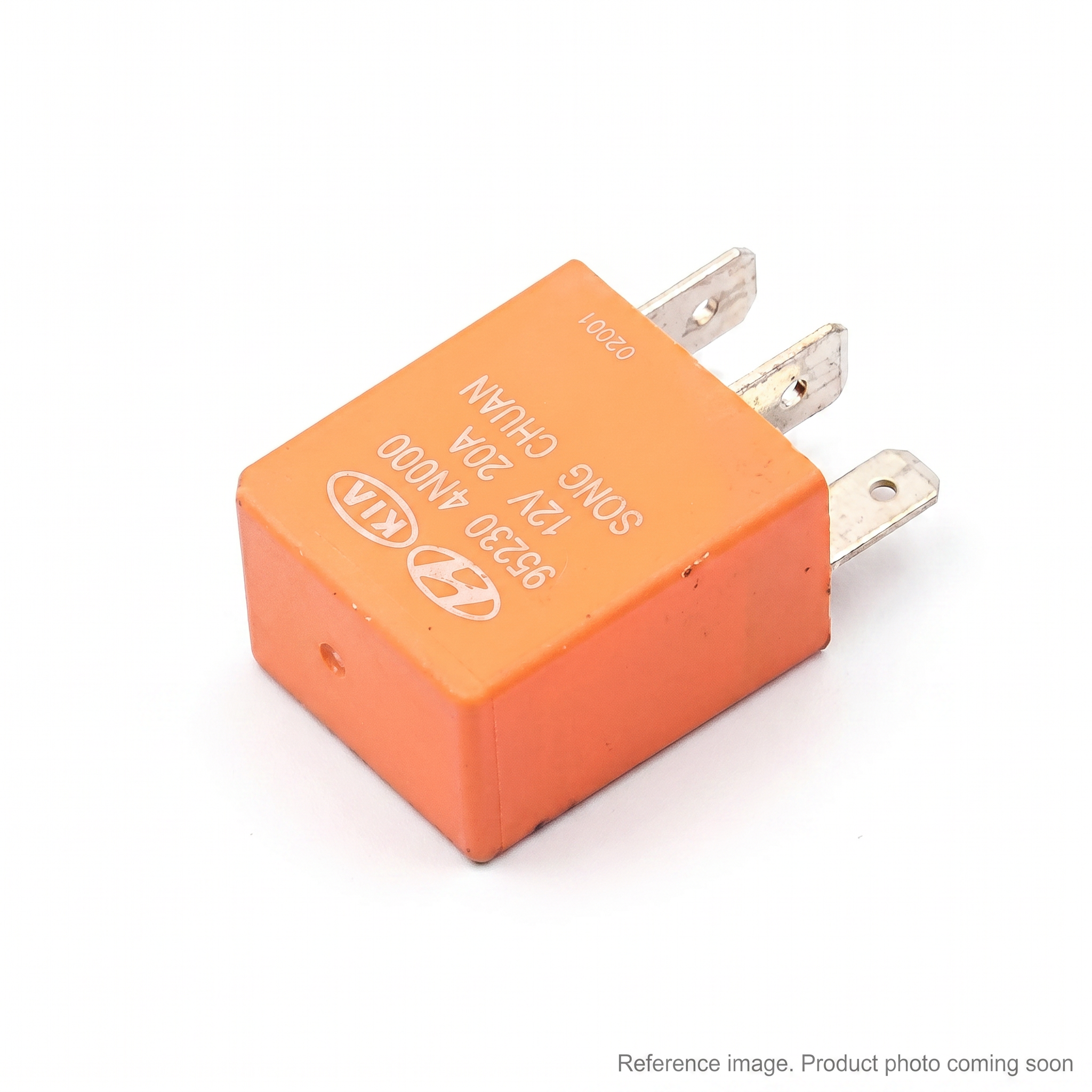 Hyundai 81N700030 Relay alternate angle product photo | stocked in BC, ships Canada-wide