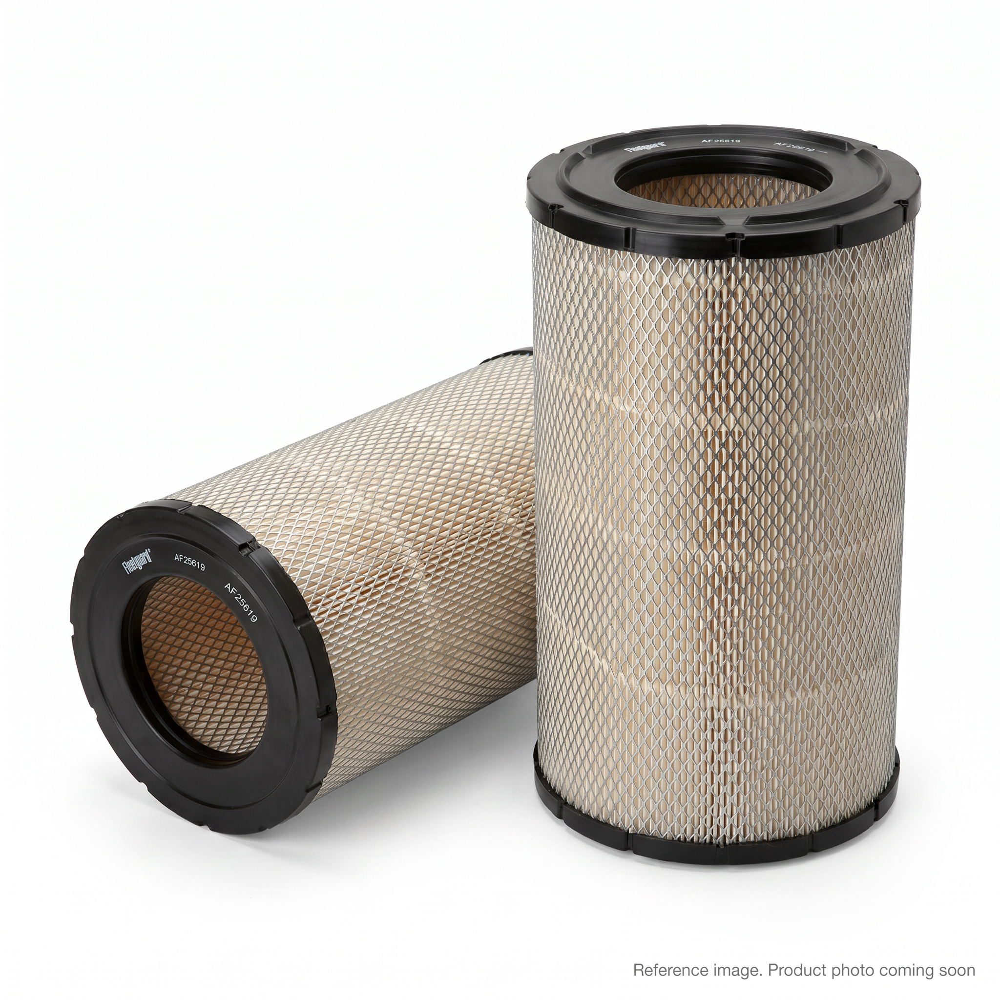 Fleetguard AF25619 Air Filter alternate angle product photo | stocked in BC, ships Canada-wide