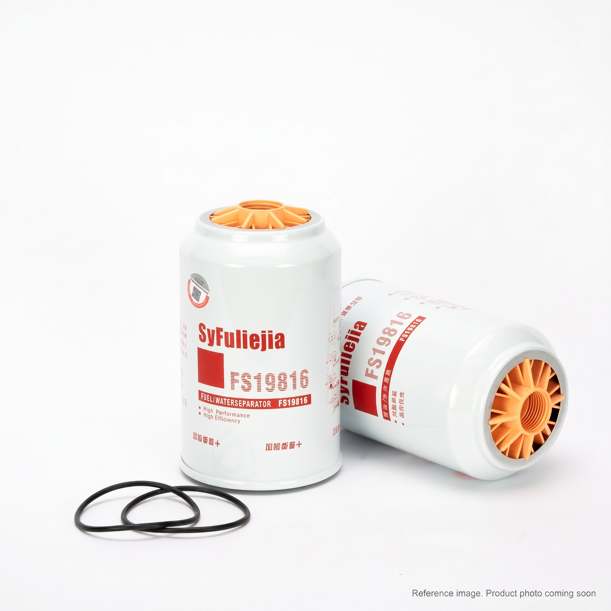 Fleetguard FS19816 Fuel/Water Separator three-quarter angle product photo | stocked in BC, ships Canada-wide