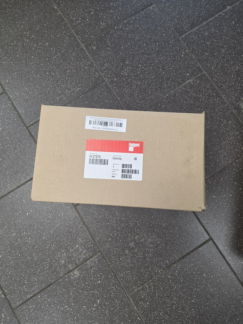 Genuine Fleetguard AF27876 primary air filter element assembly in the original Fleetguard box, quantity one, origin Mexico